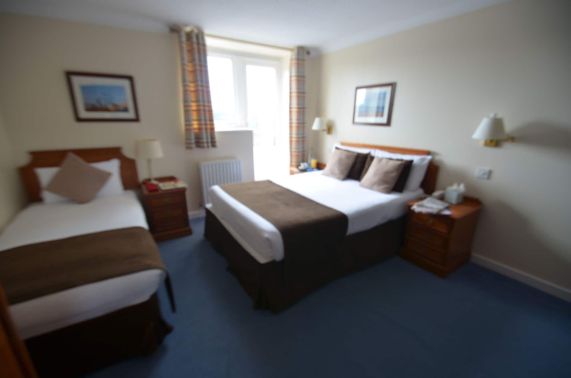 The Riviera & - Alum Chine Hotel 3*